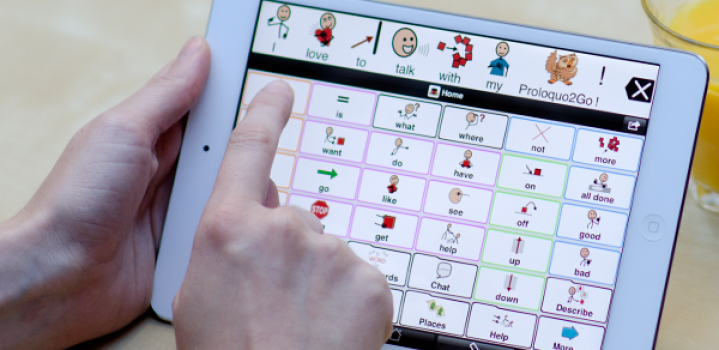 proloquo2go on iPad
